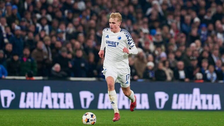 يسعى توتنهام هوتسبير جاهدًا للتعاقد مع لاعب خط الوسط المتميز فيكتور فروهولدت من كوبنهاغن