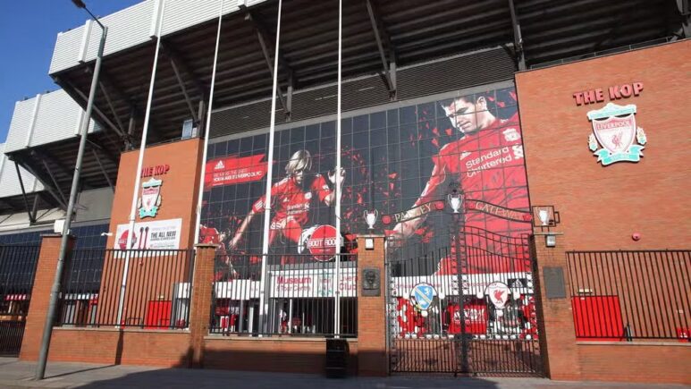 ليفربول ومانشستر يونايتد مهتمان بالتعاقد مع مدافع يوفنتوس، غرايسون بريمه.