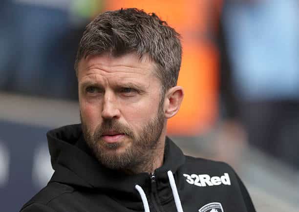 مايكل كاريك قد يصبح مدربًا للدوري الإنجليزي الممتاز