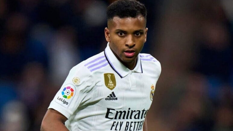 يتنافس مانشستر يونايتد مع توتنهام هوتسبير وأرسنال على رودريغو