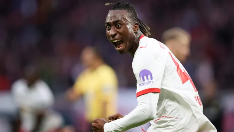 يُسرّع مانشستر يونايتد مساعيه لضم يان ديوماندي